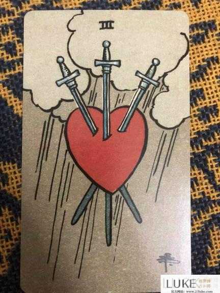 塔罗牌|宝剑三正位|宝剑三逆位爱情婚姻事业学业解读-塔罗牌占卜师Luke✦₊